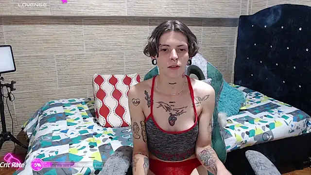 Snapshot of pretty_cristal69 chatting on 17, 12, 2024 pretty cristal69 online show from 17, 12, 2024