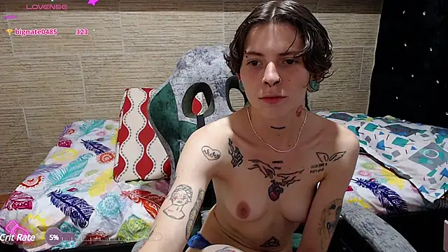 Snapshot of pretty_cristal69 chatting on 1, 1, 2025 pretty cristal69 online show from 1, 1, 2025