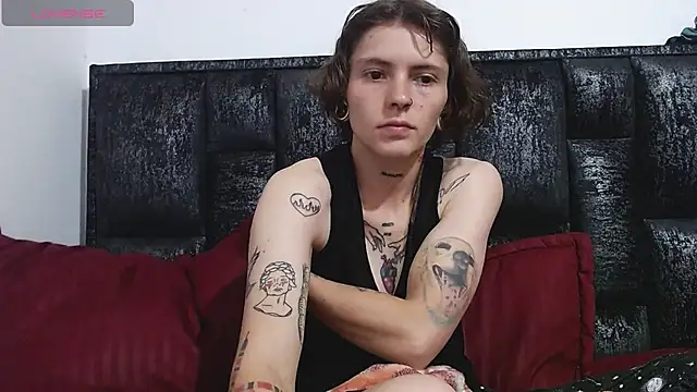 Snapshot of pretty_cristal69 chatting on 20, 9, 2025 pretty cristal69 online show from 20, 9, 2025