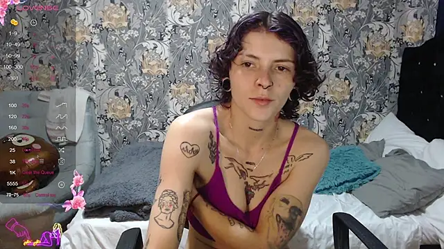 Snapshot of pretty_cristal69 chatting on 7, 6, 2026 pretty cristal69 online show from 7, 6, 2026