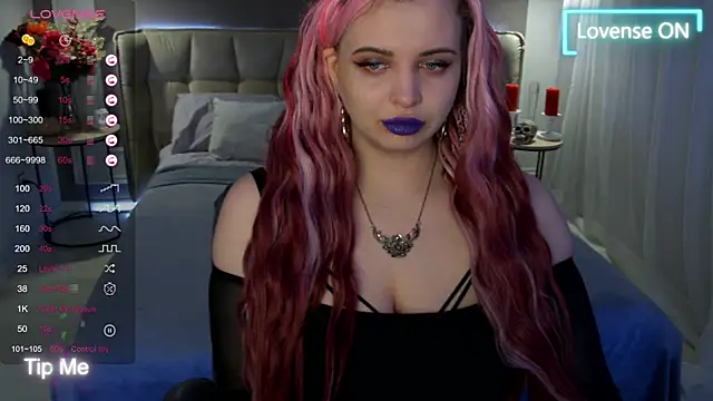 Miss Maya Mils online show from 9, 3, 2025