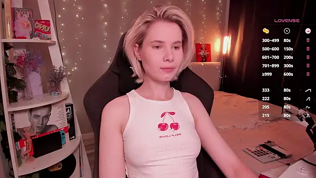 Snapshot of enigma_mia chatting on 13, 9, 2025 enigma mia online show from 13, 9, 2025