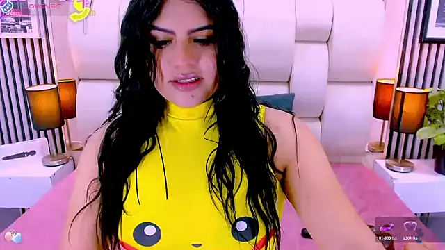 Snapshot of sarah_cream chatting on 22, 12, 2025 sarah cream online show from 22, 12, 2025