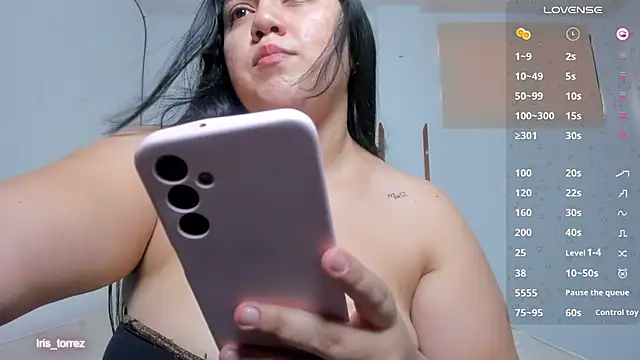 Snapshot of iris_torrez_ chatting on 14, 11, 2025 iris torrez online show from 14, 11, 2025