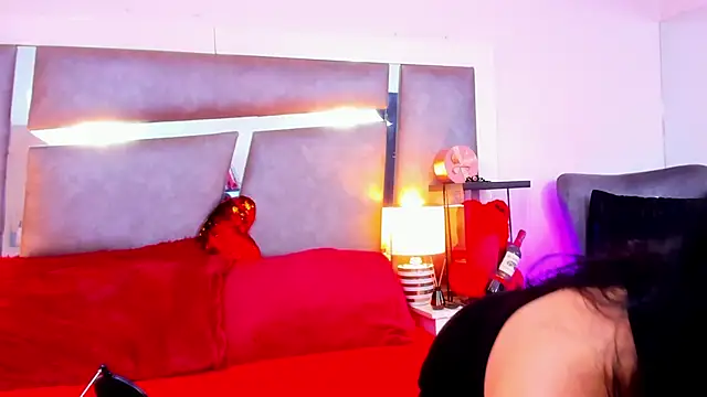 Evangeline Taylorr online show from 3, 3, 2025