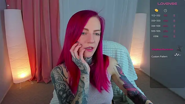 Roxy      online show from 16, 3, 2025