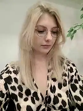 Snapshot of Amitiel_Angel chatting on 17, 1, 2025 Amitiel Angel online show from 17, 1, 2025