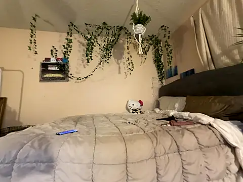 Snapshot of magicalc00ch chatting on 19, 10, 2025 magicalc00ch online show from 19, 10, 2025