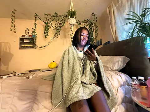 Snapshot of magicalc00ch chatting on 11, 11, 2025 magicalc00ch online show from 11, 11, 2025