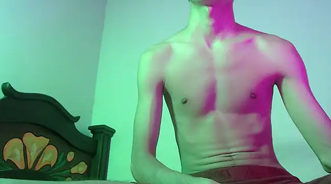 isaaclatino online show from 28, 1, 2025