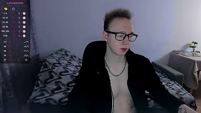 Alex silents online show from 2, 2, 2025