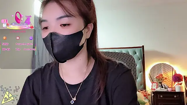 Snapshot of Berrysweet_68 chatting on 9, 10, 2025 Berrysweet 68 online show from 9, 10, 2025