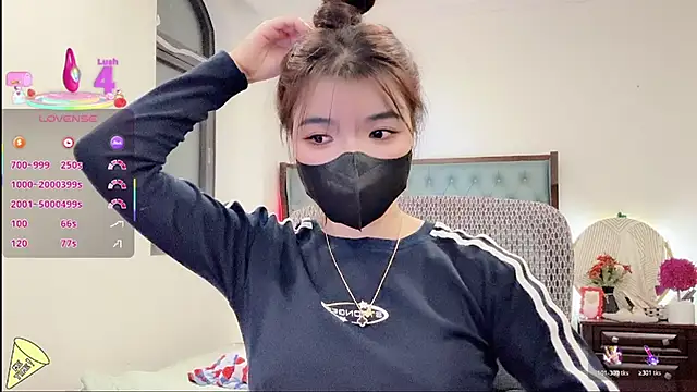 Snapshot of Berrysweet_68 chatting on 5, 11, 2025 Berrysweet 68 online show from 5, 11, 2025