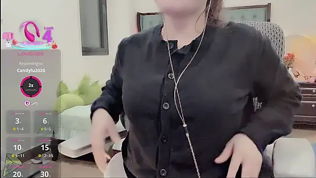 Snapshot of Berrysweet_68 chatting on 19, 12, 2025 Berrysweet 68 online show from 19, 12, 2025