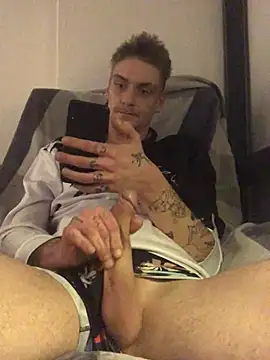 Simboxxx040 online show from 1, 1, 2025