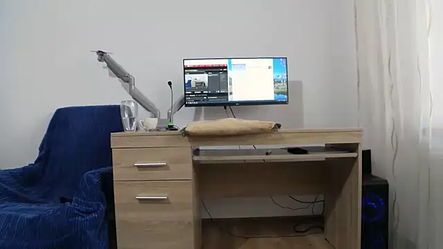 Snapshot of KarlyGray10 chatting on 5, 3, 2025 KarlyGray10 online show from 5, 3, 2025