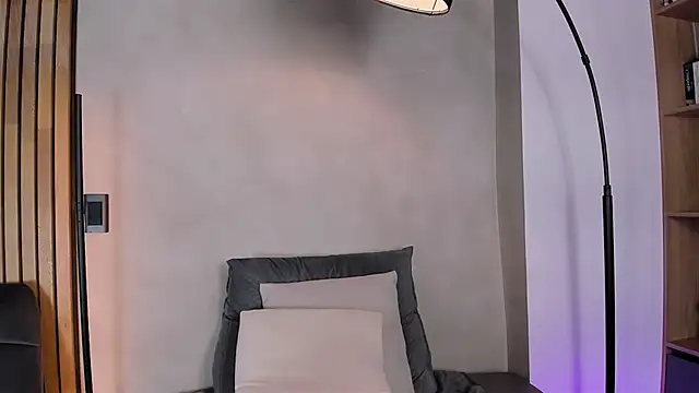 Snapshot of honeyhot69__ chatting on 8, 1, 2025 honeyhot69 online show from 8, 1, 2025