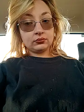 xWhoreAbleX Pika online show from 6, 3, 2025