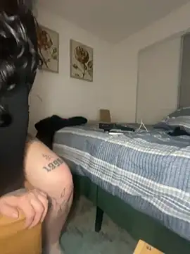 Snapshot of tatted-bitty chatting on 20, 9, 2025 tatted-bitty online show from 20, 9, 2025