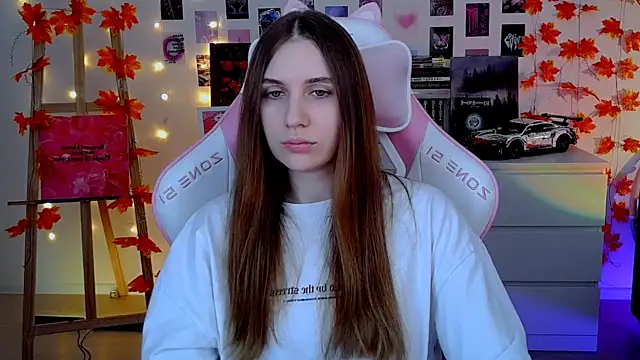 Snapshot of AliceCharmy chatting on 15, 11, 2025 AliceCharmy online show from 15, 11, 2025