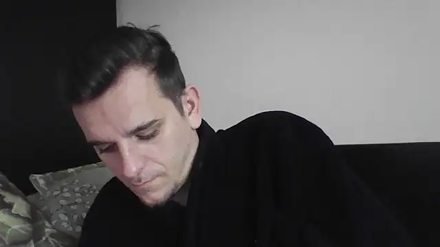 Snapshot of Huge_cock22cm chatting on 22, 1, 2025 Huge cock22cm online show from 22, 1, 2025