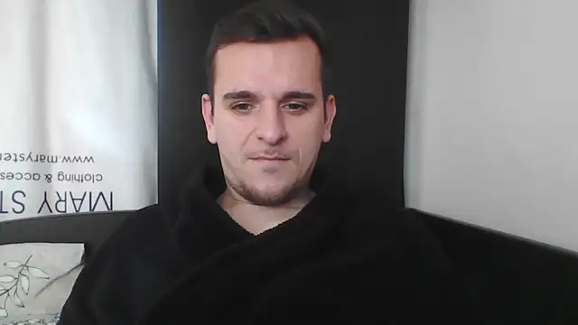 Snapshot of Huge_cock22cm chatting on 23, 1, 2025 Huge cock22cm online show from 23, 1, 2025