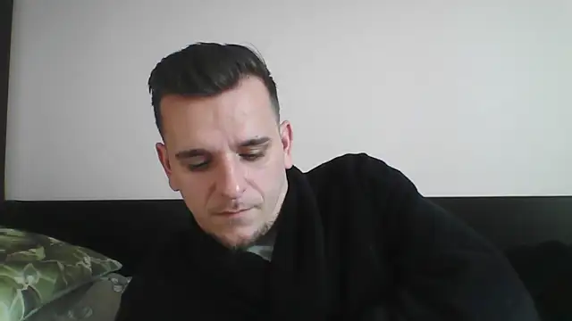 Snapshot of Huge_cock22cm chatting on 27, 1, 2025 Huge cock22cm online show from 27, 1, 2025