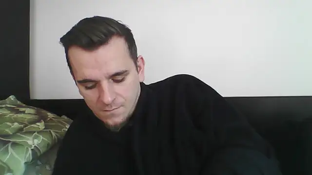 Snapshot of Huge_cock22cm chatting on 24, 2, 2025 Huge cock22cm online show from 24, 2, 2025