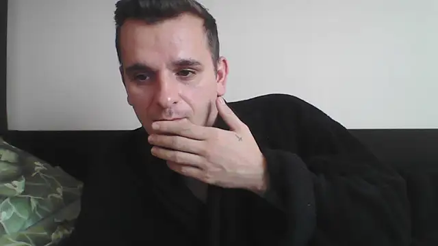 Snapshot of Huge_cock22cm chatting on 24, 2, 2025 Huge cock22cm online show from 24, 2, 2025