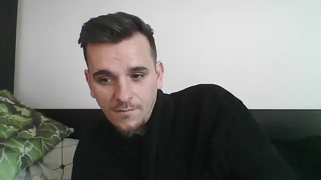 Snapshot of Huge_cock22cm chatting on 9, 3, 2025 Huge cock22cm online show from 9, 3, 2025