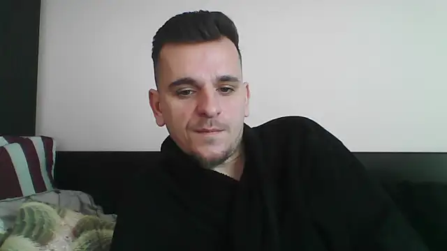 Snapshot of Huge_cock22cm chatting on 20, 3, 2025 Huge cock22cm online show from 20, 3, 2025