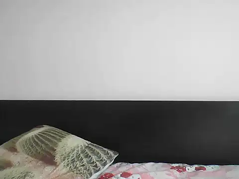 Snapshot of Huge_cock22cm chatting on 26, 9, 2025 Huge cock22cm online show from 26, 9, 2025