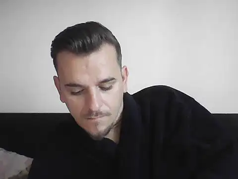 Snapshot of Huge_cock22cm chatting on 27, 9, 2025 Huge cock22cm online show from 27, 9, 2025