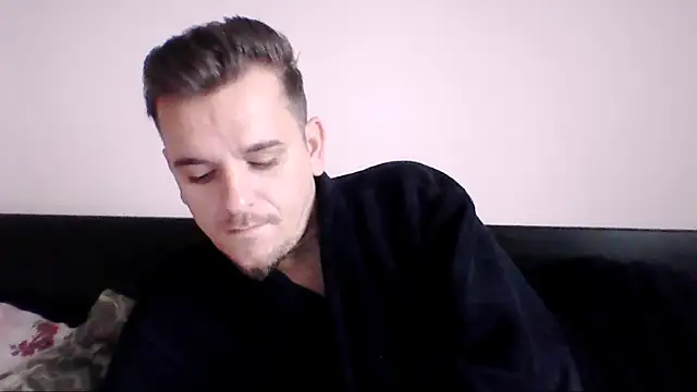 Snapshot of Huge_cock22cm chatting on 2, 10, 2025 Huge cock22cm online show from 2, 10, 2025