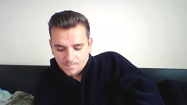 Snapshot of Huge_cock22cm chatting on 7, 11, 2025 Huge cock22cm online show from 7, 11, 2025