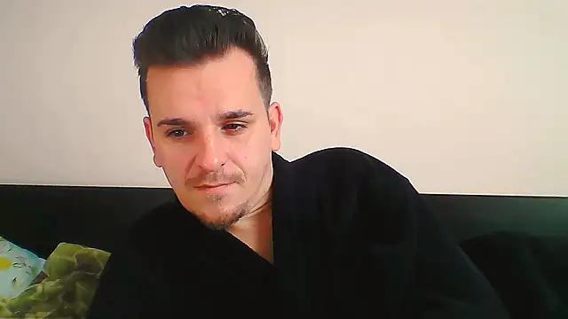 Snapshot of Huge_cock22cm chatting on 24, 11, 2025 Huge cock22cm online show from 24, 11, 2025