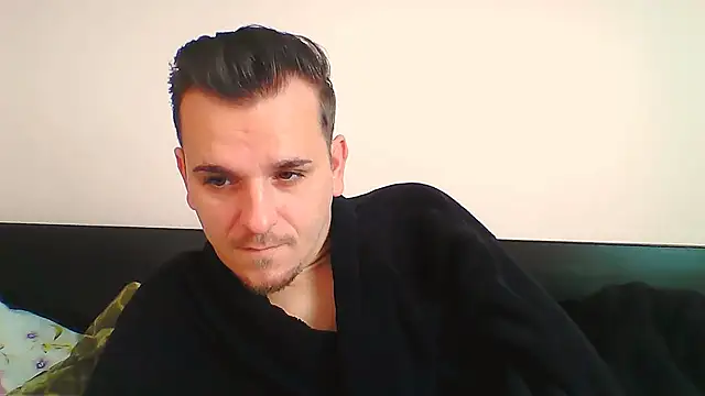 Snapshot of Huge_cock22cm chatting on 26, 11, 2025 Huge cock22cm online show from 26, 11, 2025