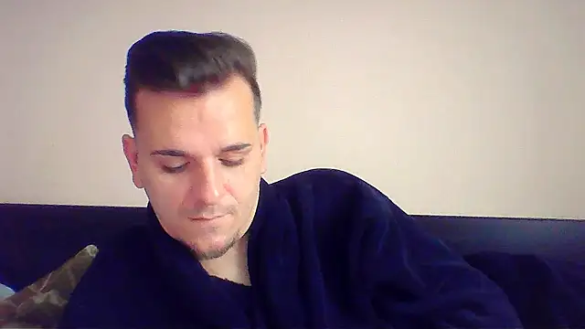 Snapshot of Huge_cock22cm chatting on 4, 12, 2025 Huge cock22cm online show from 4, 12, 2025