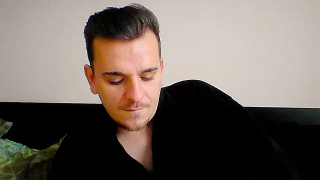 Huge cock22cm online show from 8, 1, 2026