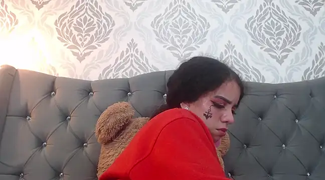 Snapshot of EmmaCowperr chatting on 14, 3, 2025 EmmaCowperr online show from 14, 3, 2025