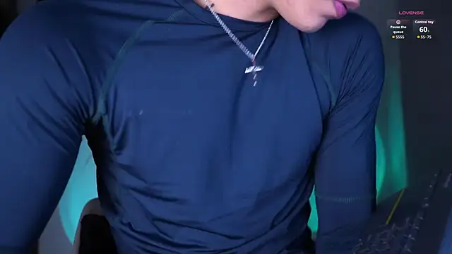 Snapshot of Josep_Davies chatting on 25, 11, 2025 Josep Davies online show from 25, 11, 2025