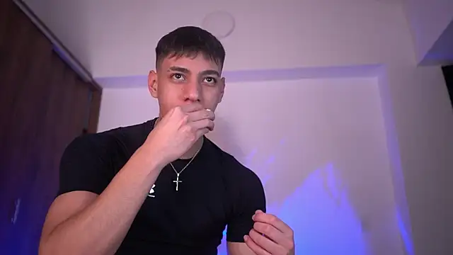 Snapshot of Josep_Davies chatting on 4, 12, 2025 Josep Davies online show from 4, 12, 2025