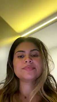 Snapshot of melanny10 chatting on 7, 12, 2024 melanny10 online show from 7, 12, 2024