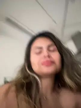 Snapshot of melanny10 chatting on 8, 12, 2024 melanny10 online show from 8, 12, 2024