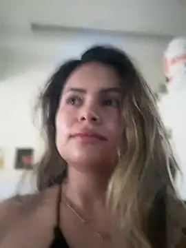 Snapshot of melanny10 chatting on 21, 12, 2024 melanny10 online show from 21, 12, 2024