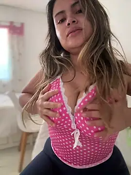 Snapshot of melanny10 chatting on 22, 12, 2024 melanny10 online show from 22, 12, 2024