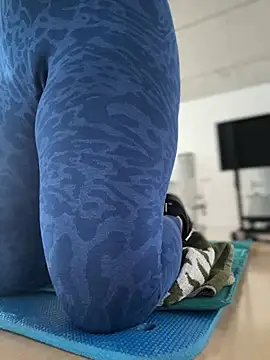 Snapshot of melanny10 chatting on 11, 1, 2025 melanny10 online show from 11, 1, 2025