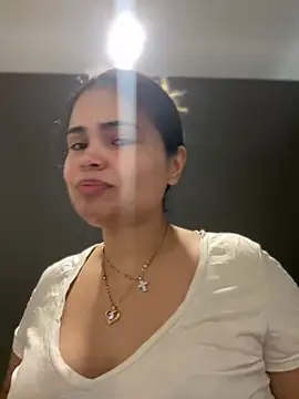 Snapshot of melanny10 chatting on 25, 1, 2025 melanny10 online show from 25, 1, 2025