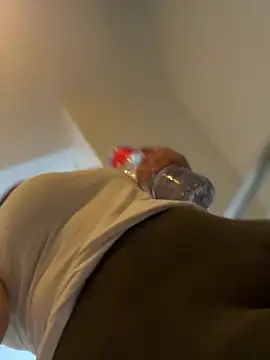 Snapshot of melanny10 chatting on 8, 2, 2025 melanny10 online show from 8, 2, 2025