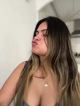 Snapshot of melanny10 chatting on 16, 3, 2025 melanny10 online show from 16, 3, 2025